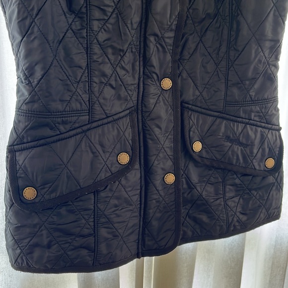 Barbour Cavalry Gilet in Black - Picture 5 of 11